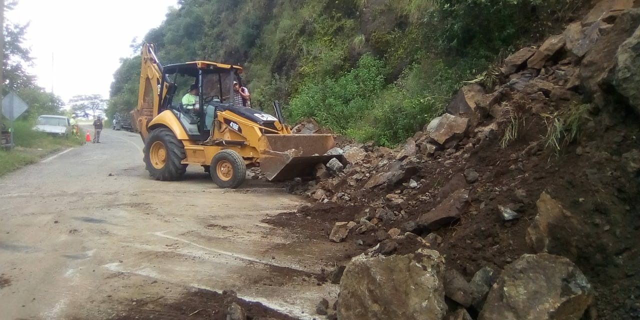 Constructoras hidalguenses trabajan en obras de emergencia tras desastres naturales