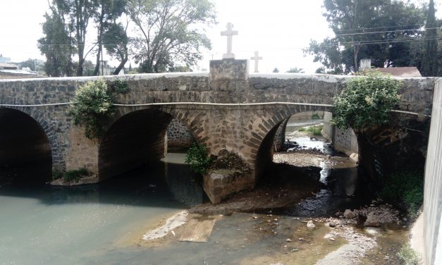 Puente de Ahíla, se mantiene firme con más de 190 años 