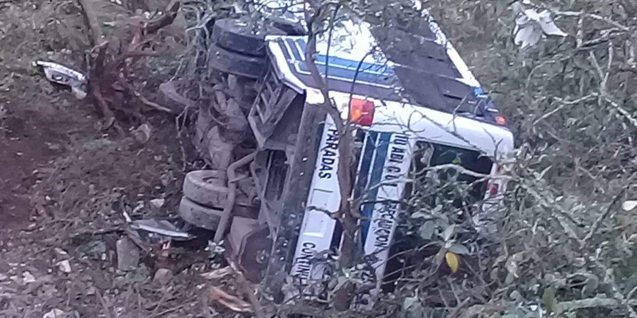 Accidente en la México-Tuxpan deja mínimo 5 lesionados