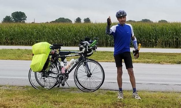 Regresa en bicicleta de Estados Unidos a Hidalgo