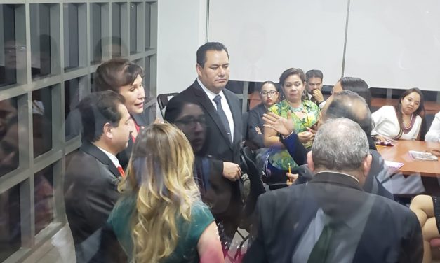 Morena desconoce a Perusquía como presidenta; oposición lamenta receso en sesión
