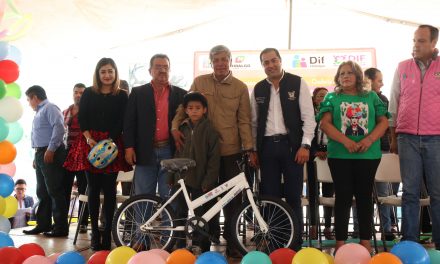 Entregan Bicicletas para trasladarse a escuelas en Tizayuca