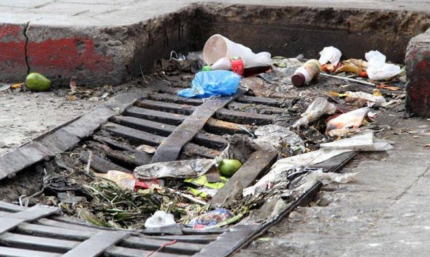 Inicia aplicación de infracciones por tirar basura en calles de Pachuca