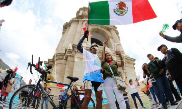 Gonzalo Hernández llegó de EEUU a Pachuca en bicicleta