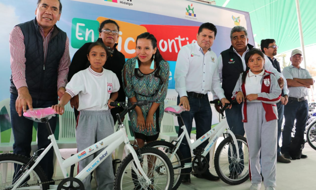 Continúa entrega del programa “En bici contigo, ayúdame a llegar”