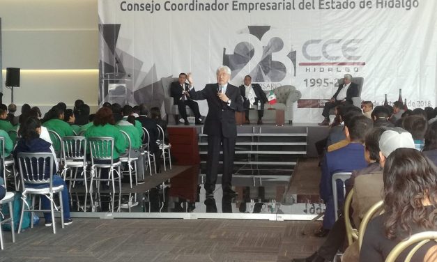 Asesor japonés comparte estrategias con empresarios hidalguenses