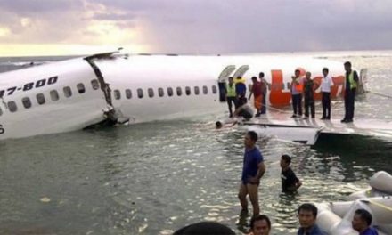 Tras avionazo en Indonesia habría 189 muertos
