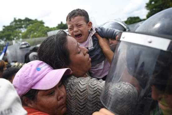 Caravana migrante hará segundo intento por ingresar a México