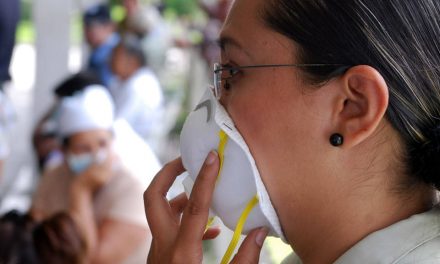 Prohibieron uso de cubrebocas en hospital de Tlanalapa para no «causar alarma»