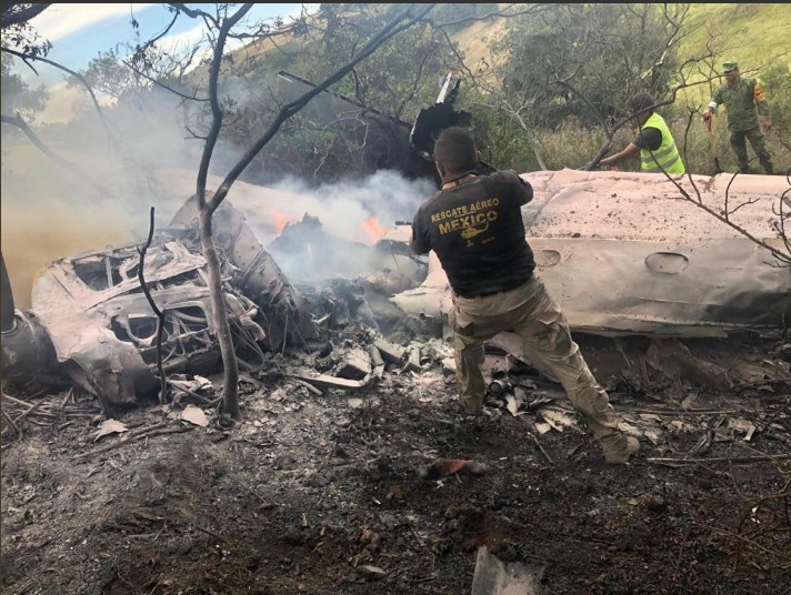Cae avioneta en Atizapán; hay dos muertos