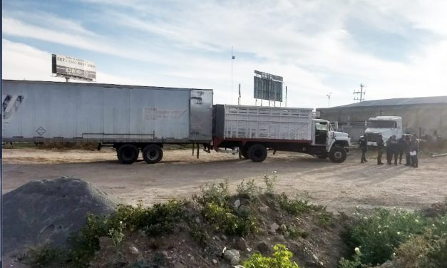 Recupera SSPH tráiler robado y asegura a tres personas