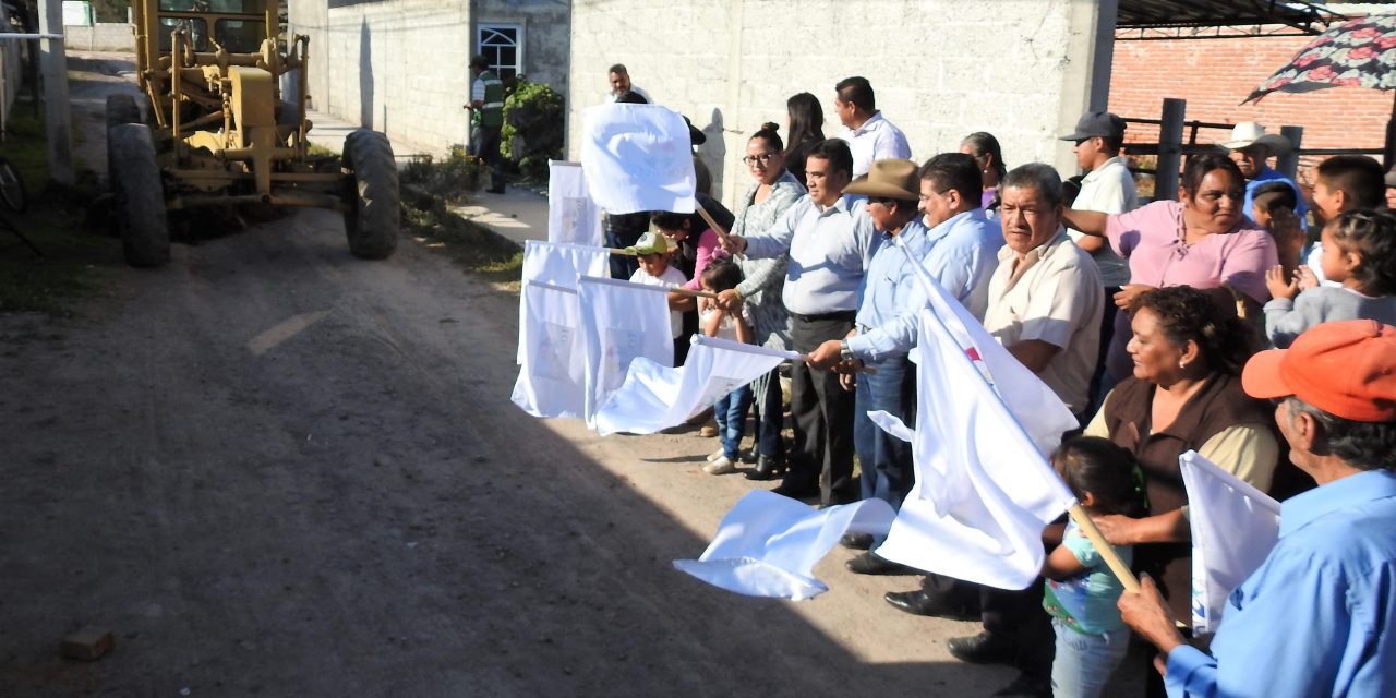 Inicia pavimentación hidráulica en la colonia Satélite en Tolcayuca