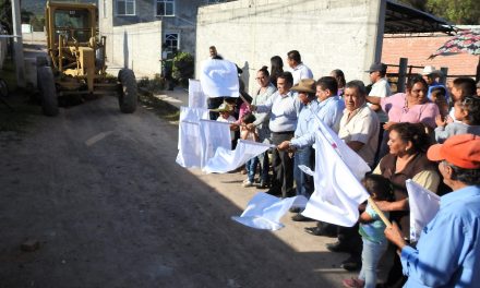 Inicia pavimentación hidráulica en la colonia Satélite en Tolcayuca