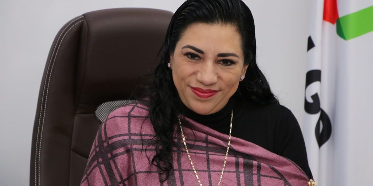 Renuncia Patricia González a la dirección del DIF estatal
