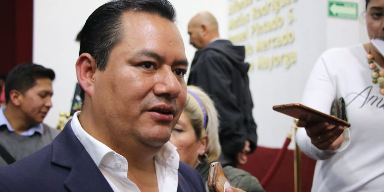Pide Asael Hernández diálogo entre alcaldía y sindicato para solucionar huelga