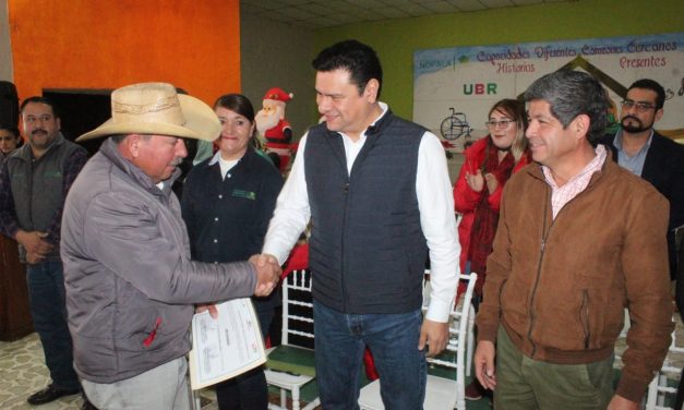Daniel Jiménez Rojo ofrece audiencia pública en Nopala