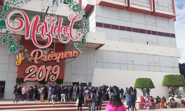 Antorcha Estudiantil instala plantón en Plaza Juárez