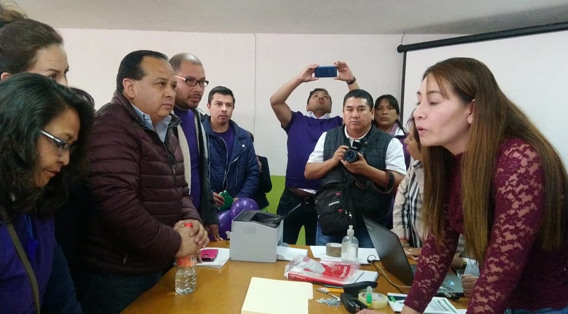 Víctor Cervantes busca reelegirse por cuarta ocasión como secretario general del SUTSPEEH