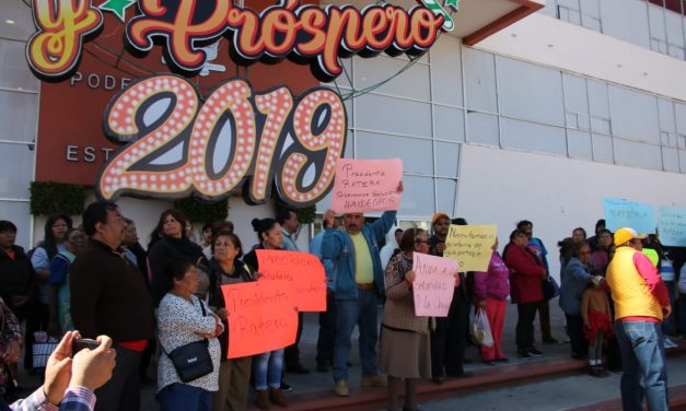 Pobladores de Cuautepec exigen la destitución de la alcaldesa Haydee García