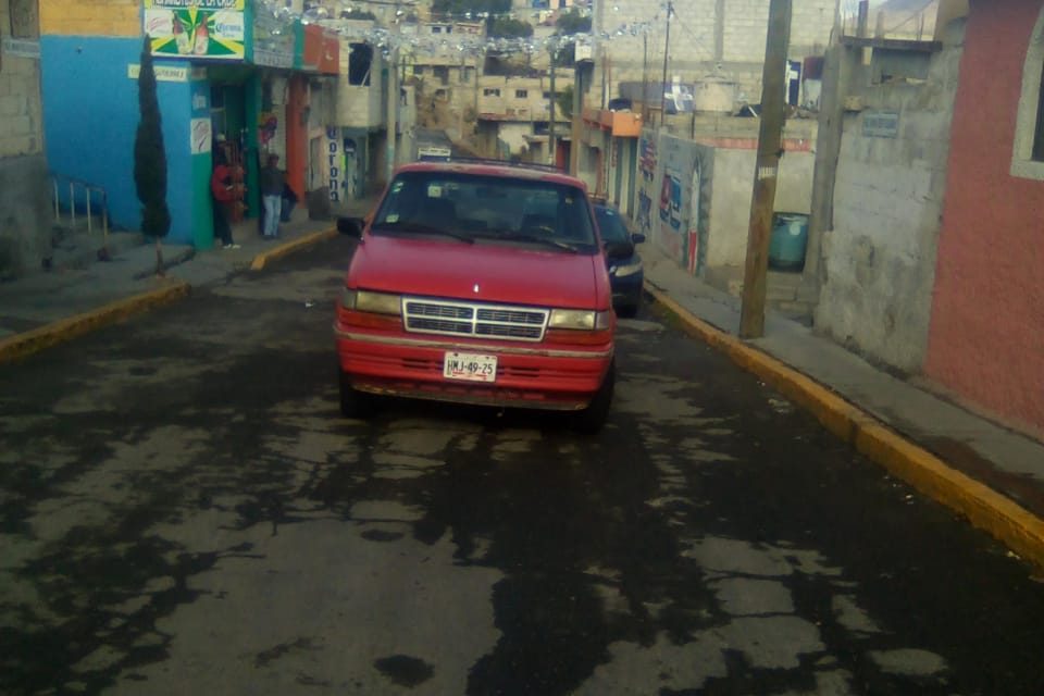Recuperan 2 vehículos robados en Pachuca