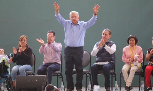 Lucha contra el huachicol comenzó «desde arriba», afirma AMLO