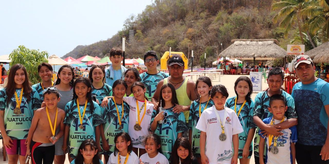 12 medallas para Hidalgo en Maratón de Aguas Abiertas en Huatulco