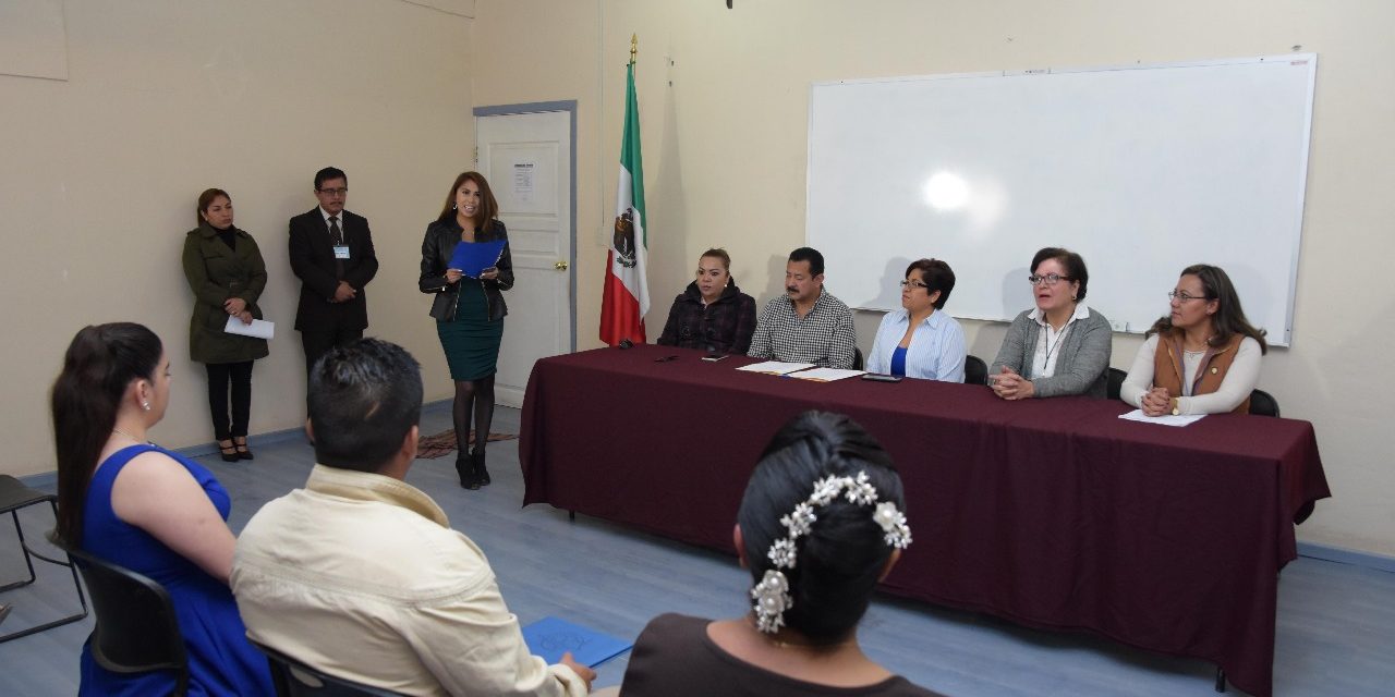 Obtienen licenciatura tres internos en el Cereso de Pachuca