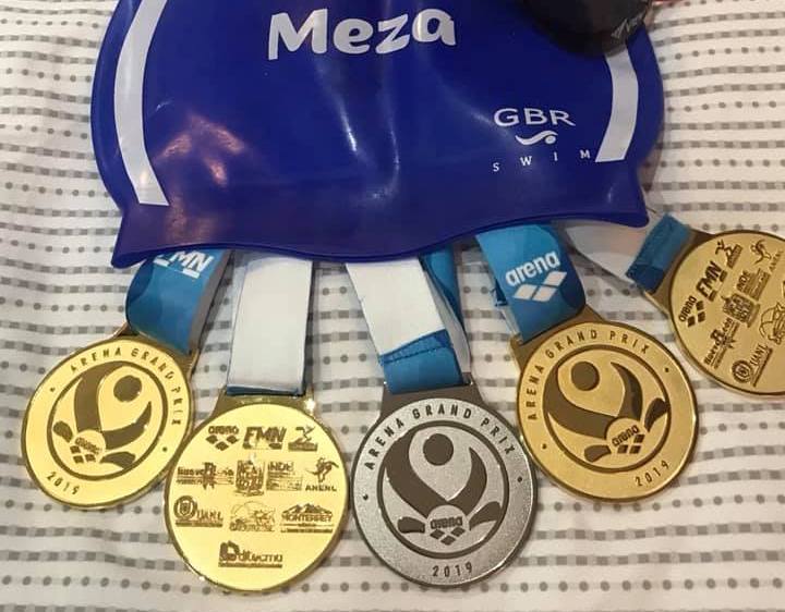Dalahí Meza llegó a cuatro oros en el Grand Prix Junior de Natación