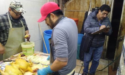 En Tulancingo pondrán en orden centros de sacrificio de pollos