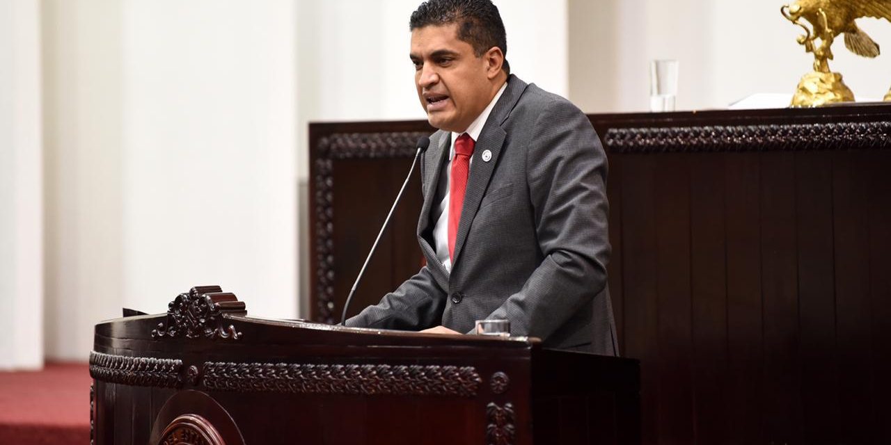 Julio Valera asume dirigencia estatal del PRI