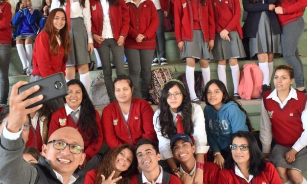 IHJ realiza gira de trabajo en centros educativos de Jacala