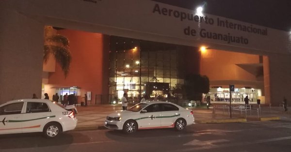 Roban 20 mdp de aeropuerto de Guanajuato