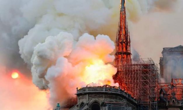 Catedral de Notre Dame será difícil de salvar