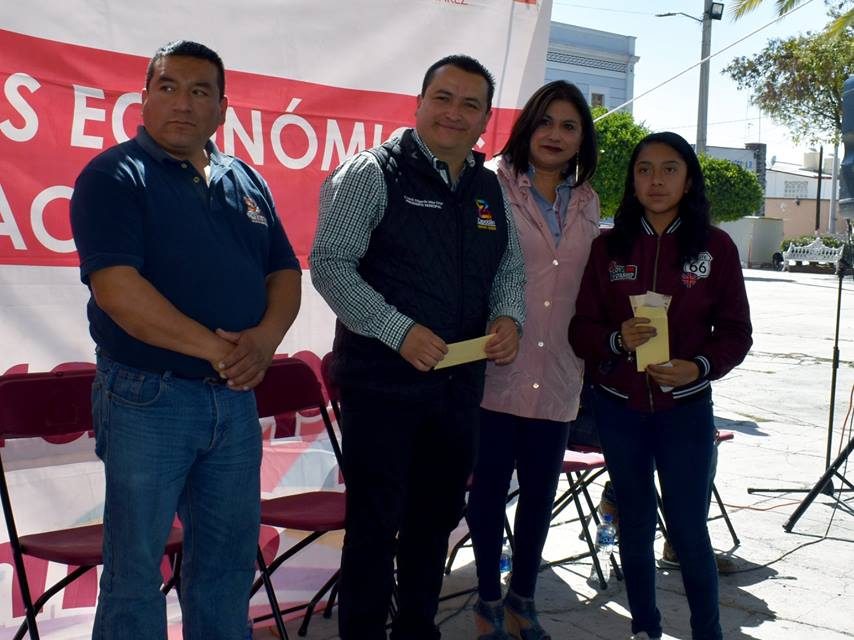 Incrementan padrón del programa “Becas de Transporte” en Zapotlán de Juárez
