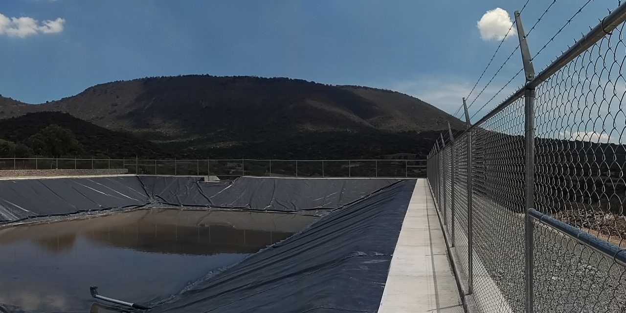Productores de Santiago Tlajomulco reciben olla de captación de agua