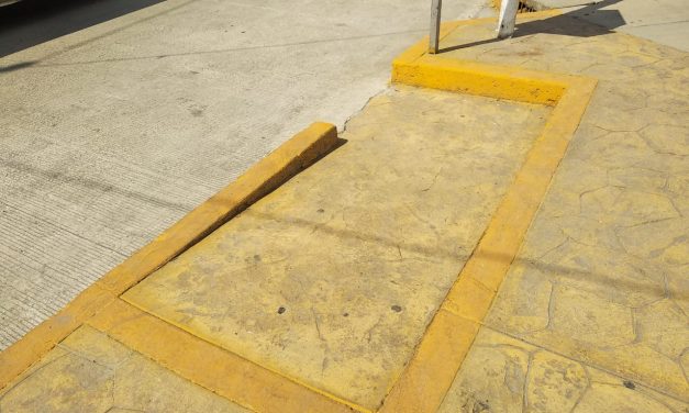 Construyen rampas para discapacitados en Santiago Tulantepec