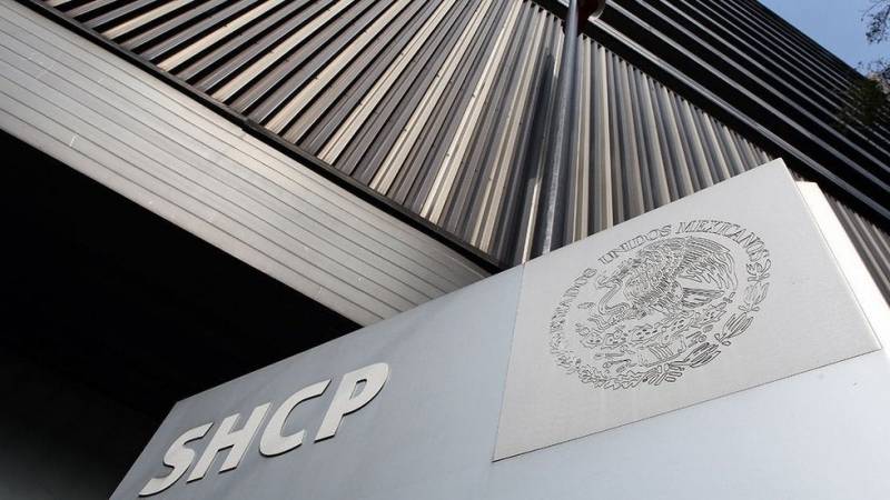 SHCP critica a Fitch por cambio de calificación a México