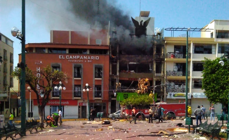 Al menos dos muertos deja explosión de tanque de gas en Tepatitlán, Jalisco