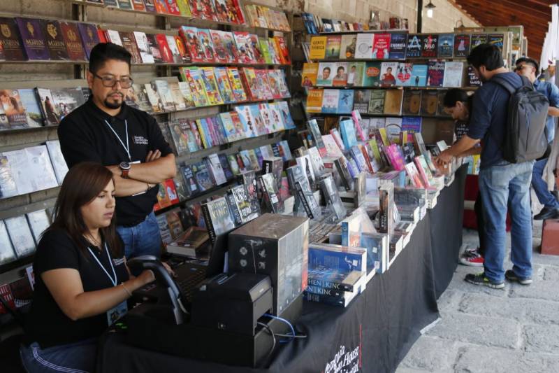 Descuentos de hasta el 40 % en cierre de Feria del Libro