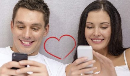 Redes sociales no causan problemas de pareja, opinan ciudadanos