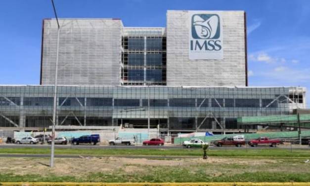 Hospital de Especialidades del IMSS presenta retraso de un año