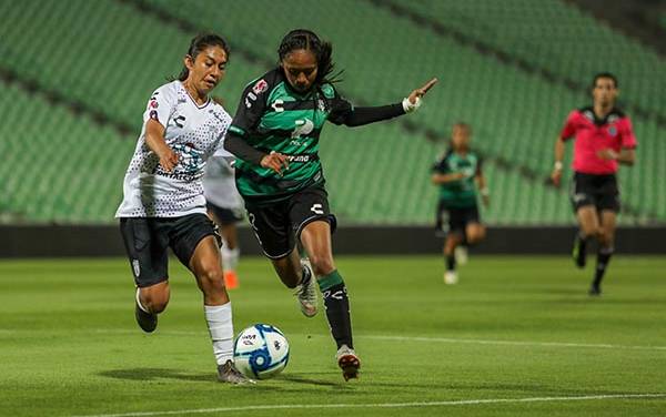 Feria de goles en la Comarca; Tuzas golearon 4-1 a Santos