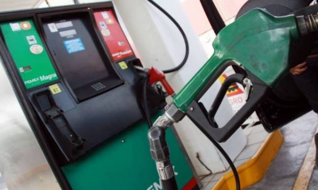 Precios de combustibles se mantienen altos, señalan ciudadanos