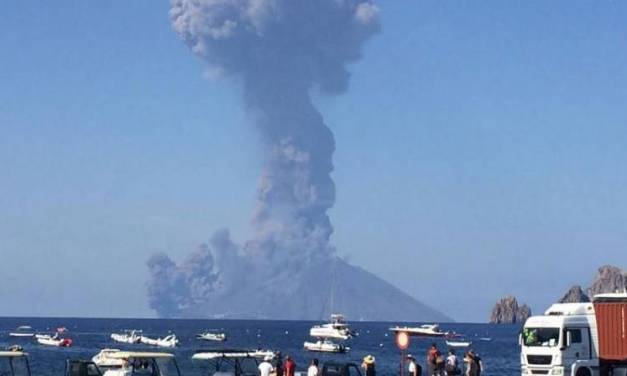 Un muerto y un herido deja la explosión del volcán Estrómboli en Italia