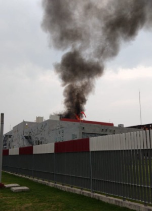 Se incendia Hospital de Alta Especialidad de Zumpango