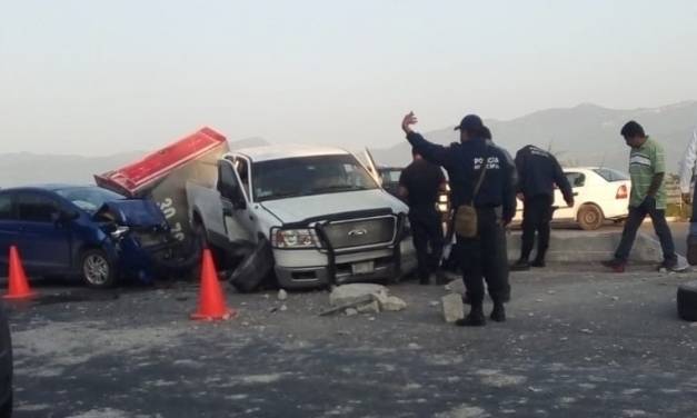 Accidente en la carretera Progreso-Ixmiquilpan deja tres lesionados, entre ellos un bebé