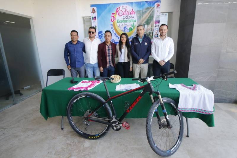 Promueven riquezas naturales de la Vega de Metztitlán con rodada ciclista