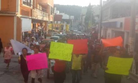 Alcalde de Zacualtipán acusado de incumplir promesas