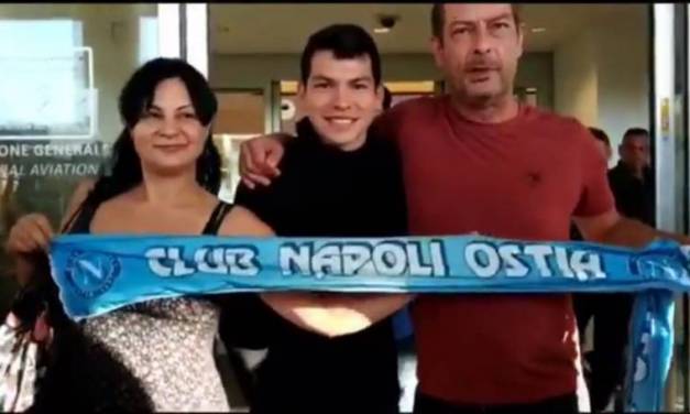 Chucky Lozano ya está en Italia
