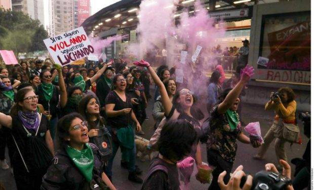 Marcha feminista divide opiniones entre pachuqueños